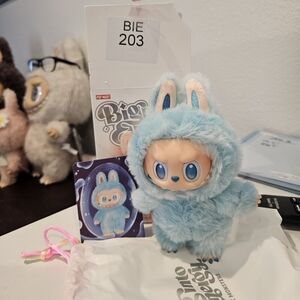 Big Into Energy Labubu Keychain Popmart - Hope